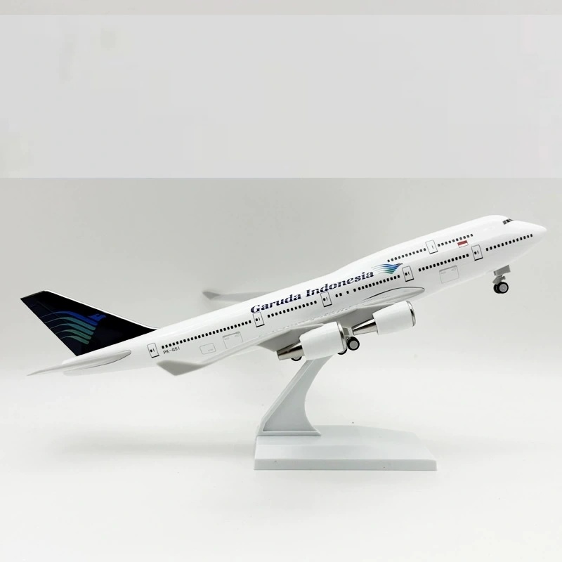1/250 Scale 30cm 747 Plane Mod - đánh giá và giá Model Kit Indonesia