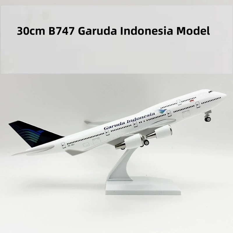1/240 scale Garuda Indonesia B - đánh giá và giá Model Kit Indonesia