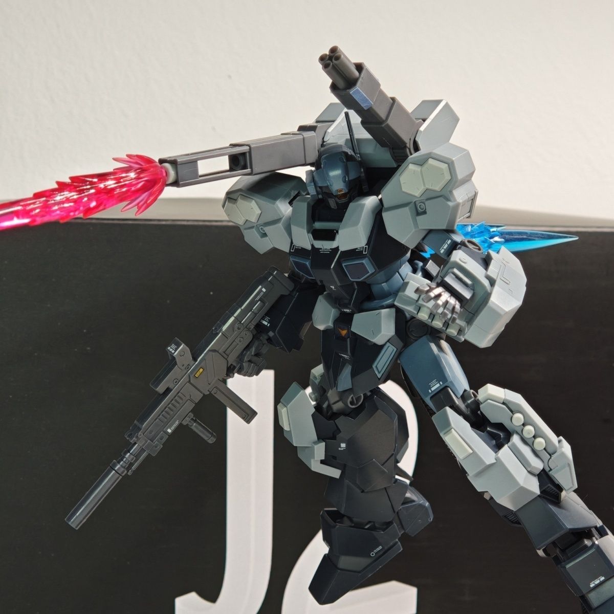 BAOBAO Model HG 1/144 Assembly - đánh giá và giá Model Kit Figure